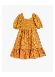 Koton فستان مزين بالزهور وأكمام بالونية من القطن بياقة مربعة مبطن