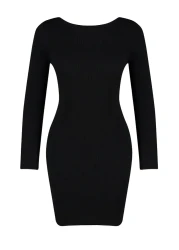  Collection فستان أسود قصير مزين باللؤلؤ من الخلف - TWOAW24EL00089