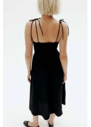 H&M فستان مطرز برباط