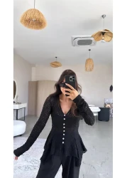 Buket Teke بلوزة دانتيل سوداء ممتازة