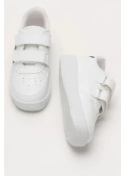 ARS Ayakkabı حذاء رياضي كاجوال للأولاد والبنات باللون الأبيض مع شريط فيلكرو مزدوج مريح وخفيف الوزن