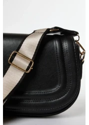  Shoes حقيبة نسائية سوداء بحزام متقاطع TWOAW25OC00003