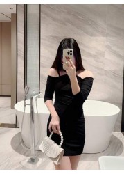 An Elegant Classic Pleated Design Evening Bag Romantic Faux Pearl Party Clutch Bag Luxury Satin Formal Dress Bag Flap Clutch With Chain Strap For Prom Perfectly Matching With New Years Outfit Excellen