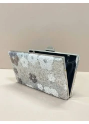 Flower Sequin Crossbody Stylish Silver Purse For Women Elegant Random Floral Embroidered Evening Silver Clutch Bag Prom Accessories Bridesmaid Gifts Fashion Retro Chain Evening Bag Mini Box Bag For Pa