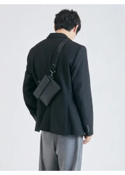 حقيبة سروج أنيقة باللون الأسود بواجهة واقية، حقيبة رسول مزودة بسير متقاطع ، حقيبة جلد لأغراض العمل والسفر وال