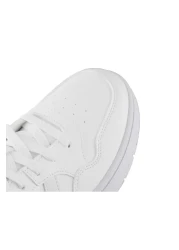 adidas حذاء كاجوال باللون الأبيض 3.0