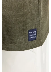  Collection Khaki Color Oversize Crew Neck Pocket T-Shirt - Tmnss23Ts00077 with Tag Detail