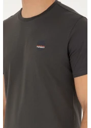 U.S. Polo Assn. تي شيرت رجالي ذو قصة عادية وياقة دائرية من أنثراسايت 50294329 -vr006