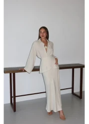 Laluvia طقم قميص تنورة بحزام من Natural - 8763