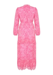  Modest فستان من الشيفون المنسوج مع تنورة زهرية وكشكش TCTSS23EB00160