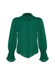  Collection Emerald Green Spanish Sleeve Woven Shirt TWOAW22GO0487
