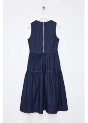  Collection فستان من الدنيم متوسط ​​الطول باللون الأزرق الداكن TWOSS25EL00007