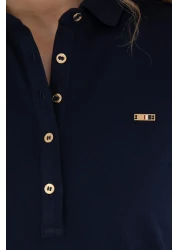 U.S. Polo Assn. فستان محبوك بياقة بولو باللون الأزرق الداكن للنساء 50305853-vr033