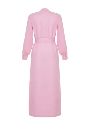  Modest فستان قميص منسوج باللون الوردي مع حزام وأزرار TCTSS24EB00127