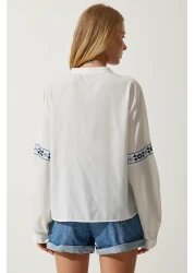 Happiness İstanbul Women's White Embroidered Woven Blouse ES00162